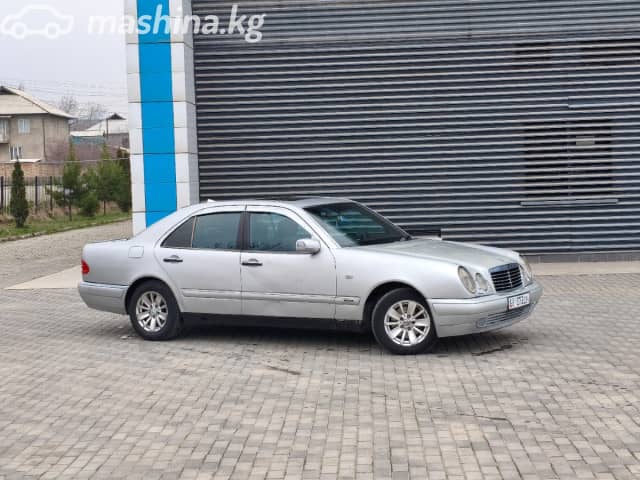 Mercedes-Benz E-Класс II (W210, S210) 240 2.4 MT