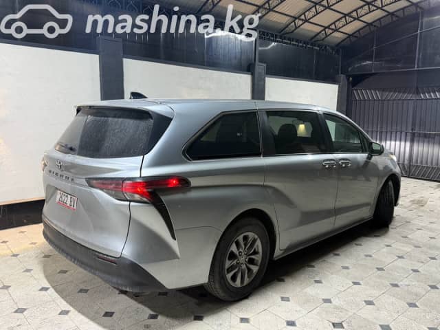 Toyota Sienna IV 2.5hyb AT