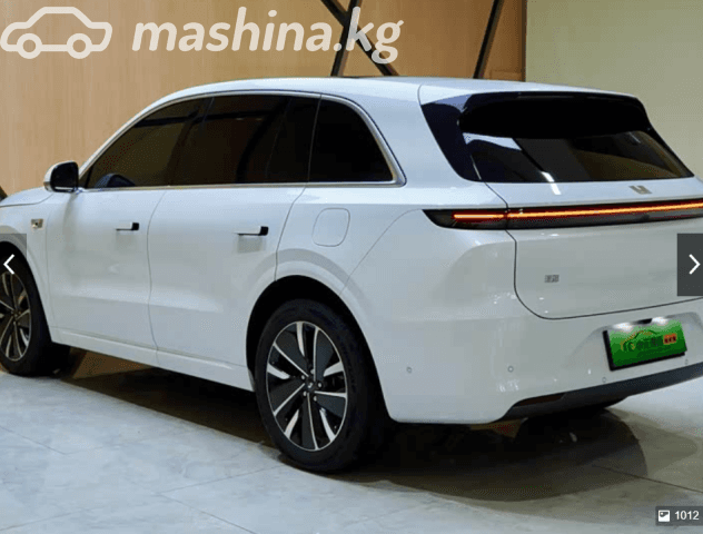 LiXiang L6 1.5hyb AT 4WD