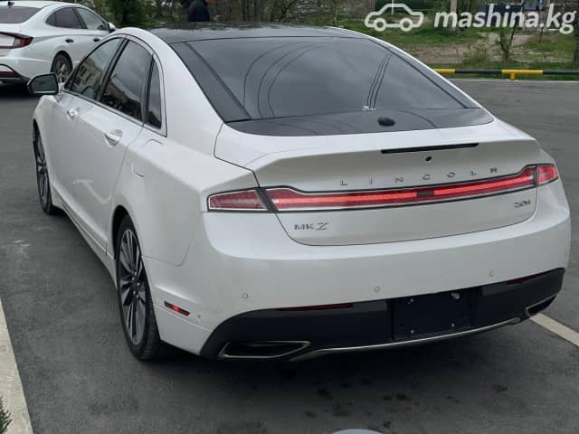 Lincoln MKZ II 2.0hyb CVT