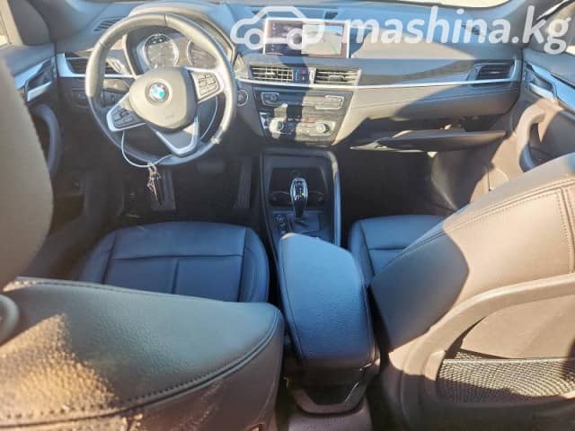 BMW X1 II (F48) Рестайлинг 28i xDrive 2.0 AT 4WD