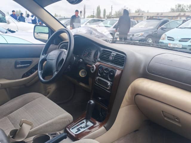 Subaru Outback II 2.5 AT 4WD
