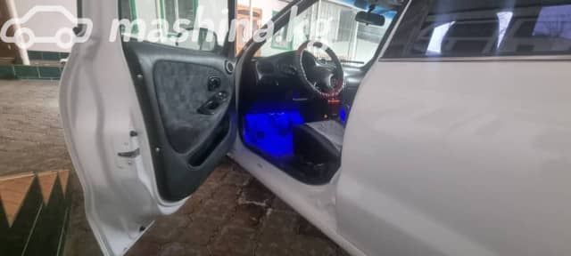Hyundai Elantra II (J2, J3) 1.8 MT