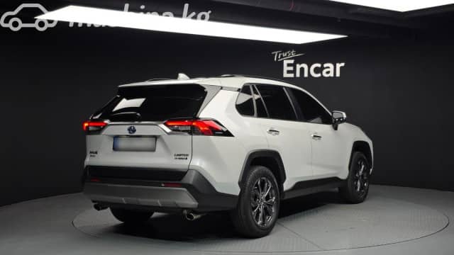 Toyota RAV4 V (XA50) 2.5hyb CVT 4WD