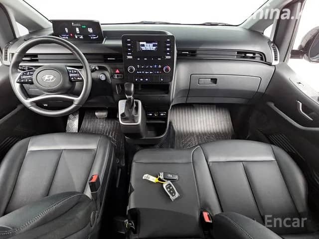 Hyundai Staria 3.5 AT