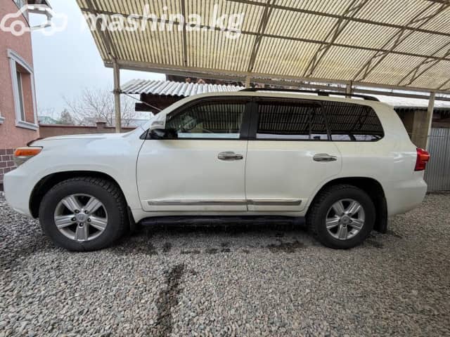 Toyota Land Cruiser 200 Series Рестайлинг 1 4.6 AT 4WD