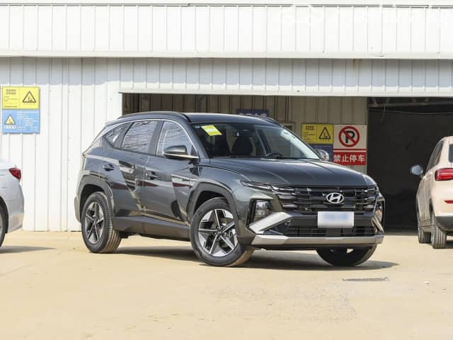 Hyundai Tucson IV Рестайлинг L 1.5 AT