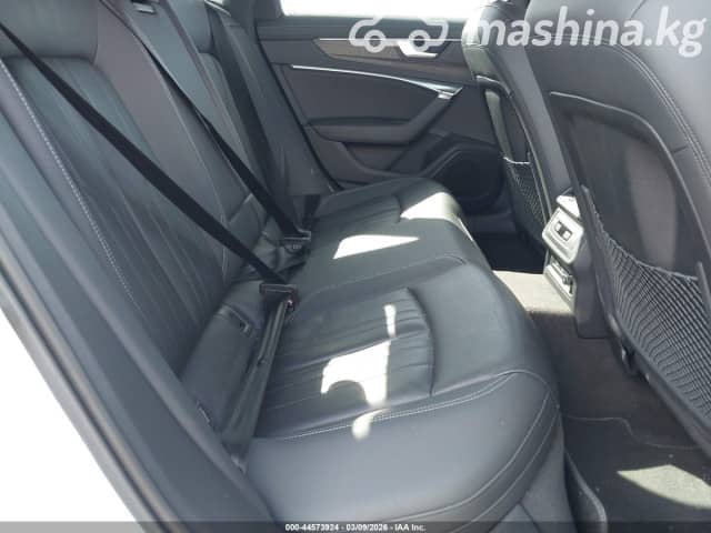 Audi A6 V (C8) Рестайлинг 45 TFSI 2.0 AMT 4WD