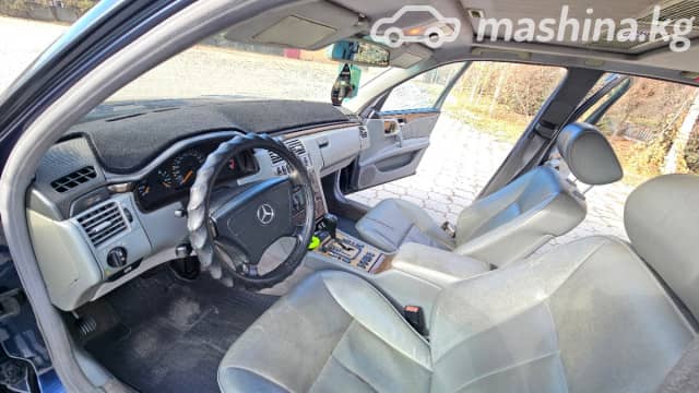Mercedes-Benz E-Класс II (W210, S210) 320 3.2 AT 4WD
