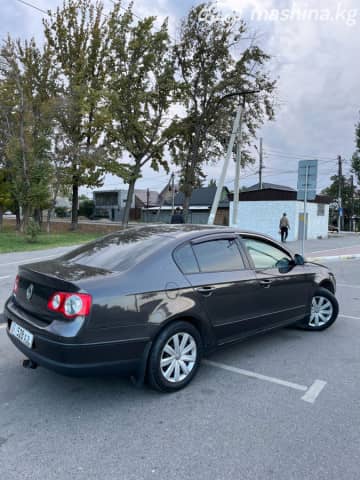 Volkswagen Passat B6 1.6 MT