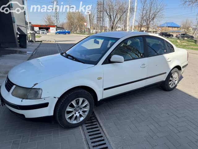 Volkswagen Passat B5 2.3 AT