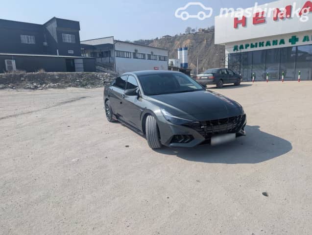 Hyundai Avante VII 1.6 CVT