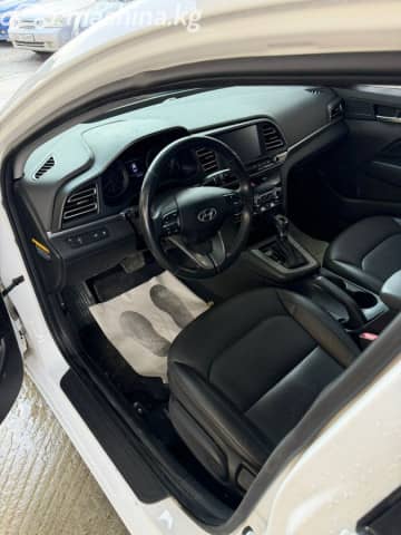 Hyundai Avante VI Рестайлинг 1.6 CVT