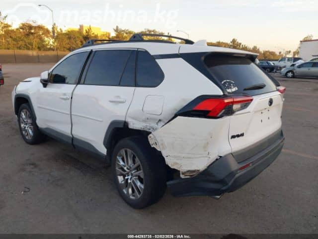 Toyota RAV4 V (XA50) 2.5 AT