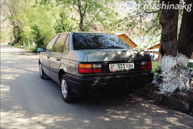 Volkswagen Passat B3 1.8 MT