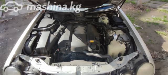 Mercedes-Benz E-Класс II (W210, S210) Рестайлинг 320 3.2 AT