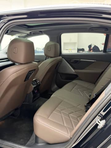BMW i5 eDrive35L Electro AT