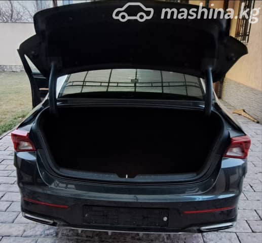 Kia K5 III 2.0 AT