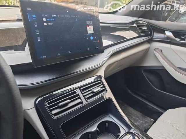 BYD Qin III DM-i 1.5hyb CVT