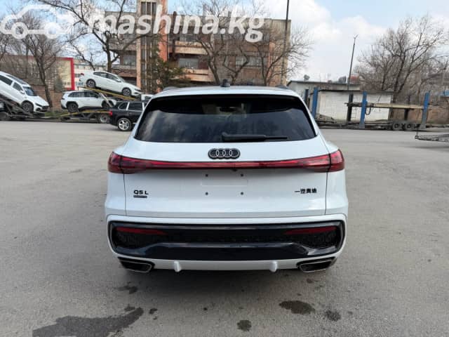 Audi Q5 III 40 TFSI 2.0 AMT 4WD