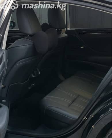 Lexus ES VII 300h 2.5hyb CVT