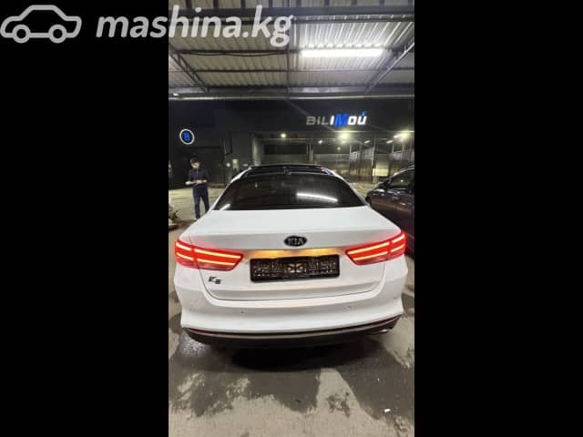Kia K5 II 2.0 AT