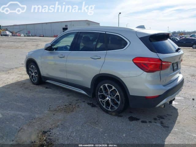 BMW X1 II (F48) Рестайлинг 28i xDrive 2.0 AT 4WD