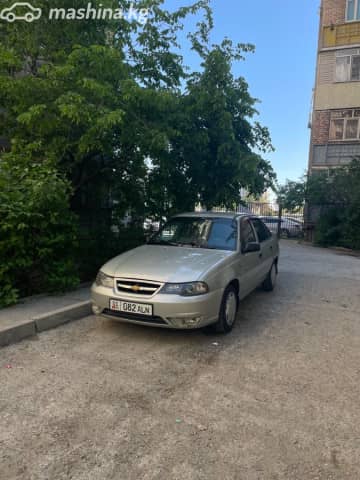 Daewoo Nexia I Рестайлинг 1.6 MT