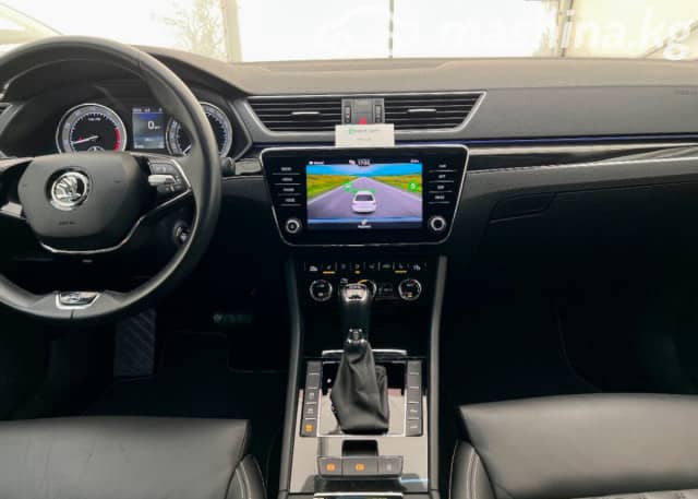Skoda Superb III 2.0 AT 4WD