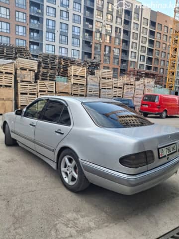 Mercedes-Benz E-Класс II (W210, S210) 280 2.8 MT