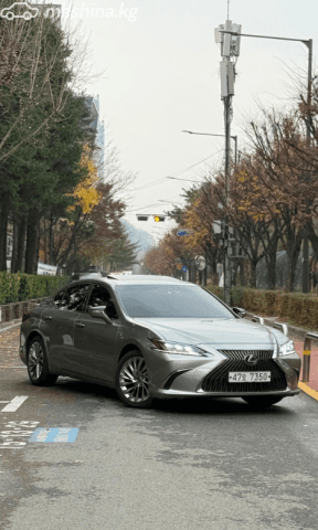 Lexus ES VII 300h 2.5hyb CVT