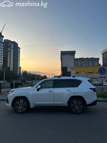 Lexus LX IV 600 3.5 AT 4WD