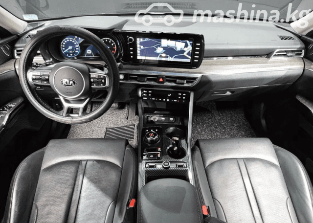 Kia K5 III LPi 2.0 AT