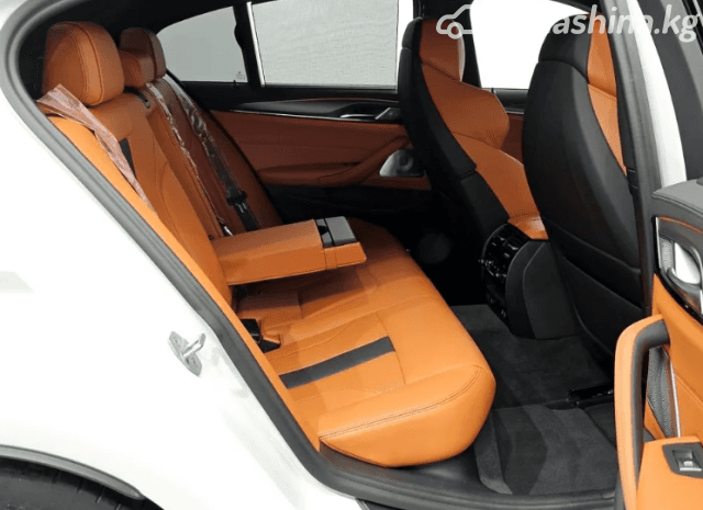 BMW M5 VI (F90) Рестайлинг 4.4 AT 4WD