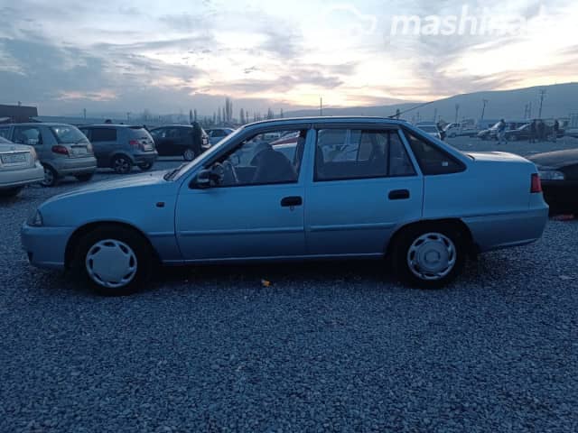 Daewoo Nexia I Рестайлинг 1.5 MT