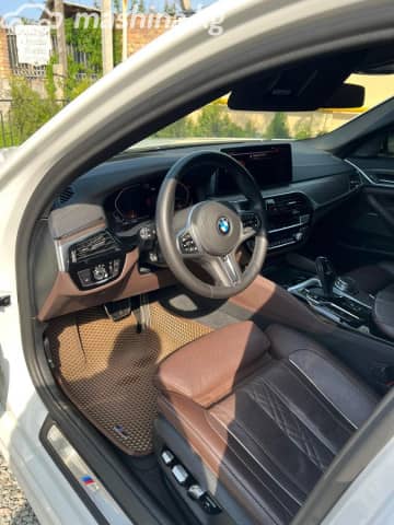 BMW 5 серии VII (G30/G31) Рестайлинг 530i xDrive 2.0 AT 4WD