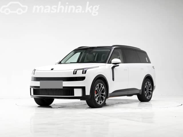Lynk & Co 900 2.0hyb AT 4WD
