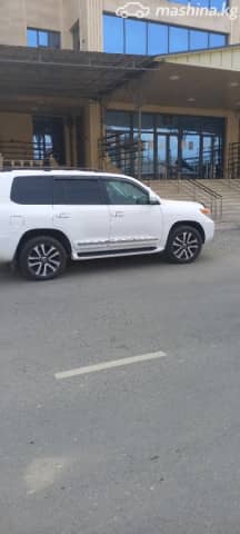 Toyota Land Cruiser 200 Series Рестайлинг 1 4.6 AT 4WD