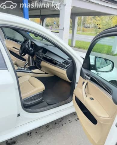 BMW X6 M I (E71) 4.4 AT 4WD