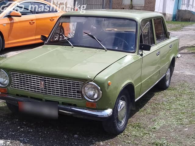 ВАЗ (Lada) 2101 21011 1.3 MT