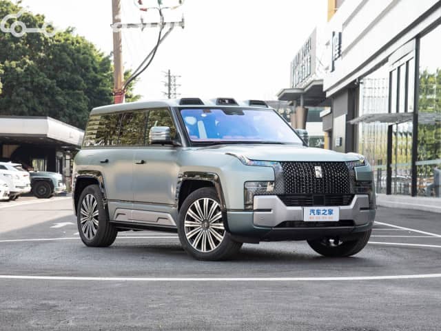BYD Yangwang U8 2.0hyb AT 4WD