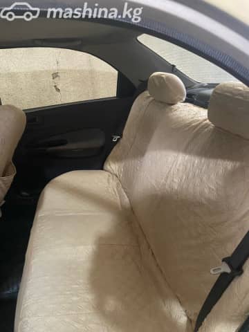Mazda 323 V (BA) 1.5 AT