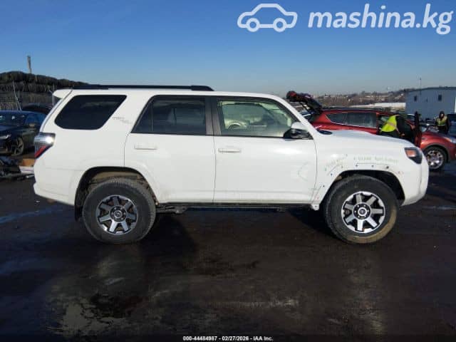 Toyota 4Runner V Рестайлинг 4.0 AT 4WD
