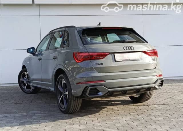 Audi Q3 II (F3) 45 TFSI 2.0 AT 4WD