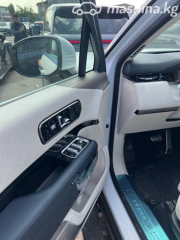 Zeekr 9X 2.0hyb AT 4WD