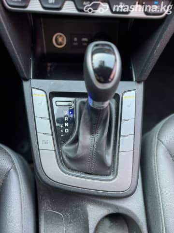 Hyundai Avante VI Рестайлинг 1.6 CVT