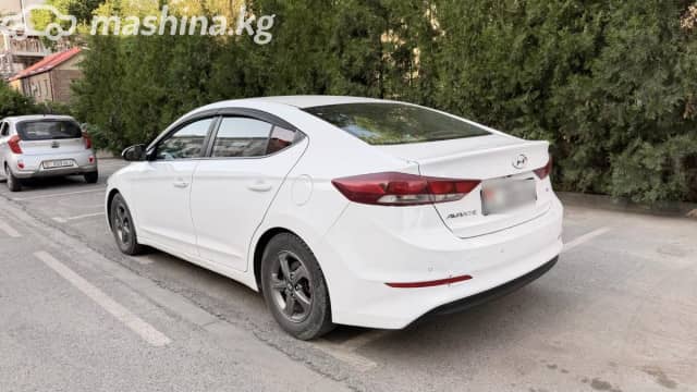 Hyundai Avante VI 1.6 AT