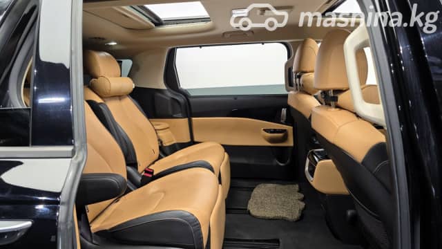 Kia Carnival IV 2.2d AT