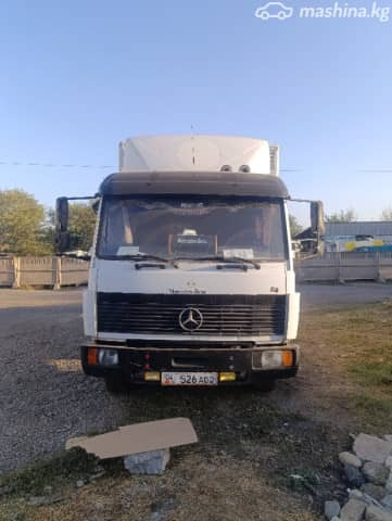Mercedes-Benz Фургон (6х2)