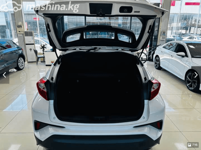 Toyota C-HR I Рестайлинг 2.0 CVT